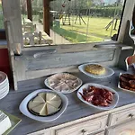 Rural Alavera Hotel